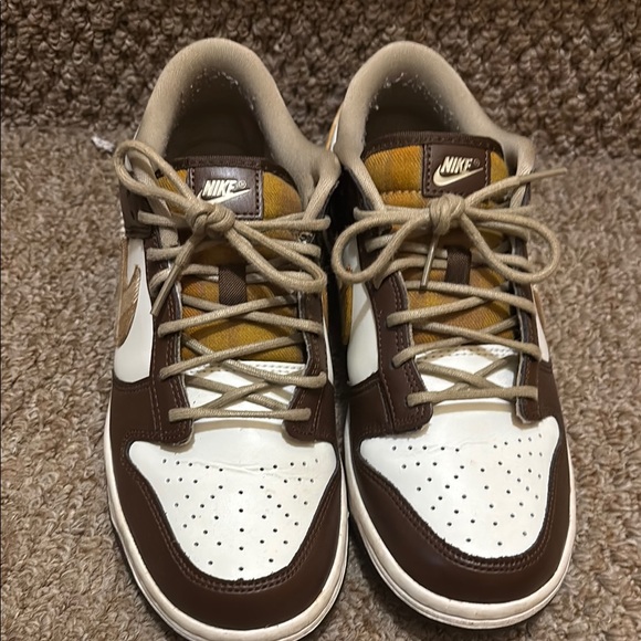 Nike Brown and White Low-Top Sneakers - Picture 1 of 5